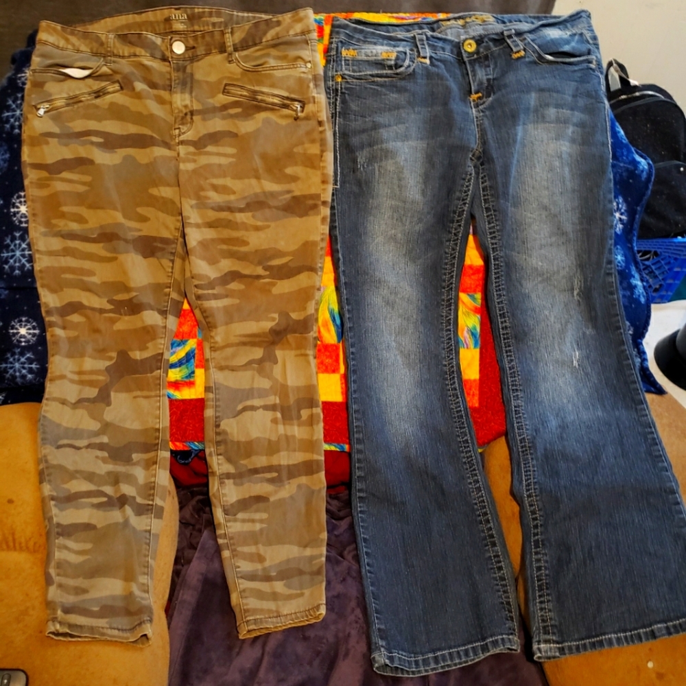 Women’s Jeans/Jeggings